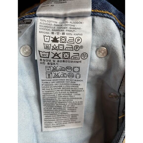 NWT Levis 505 Regular Fit Jeans Medium Blue 100% Cotton W30 L 34 - Picture 10 of 10